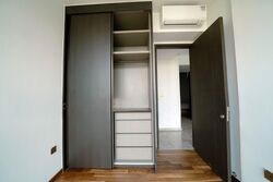 Hyll On Holland (D10), Condominium #571058281